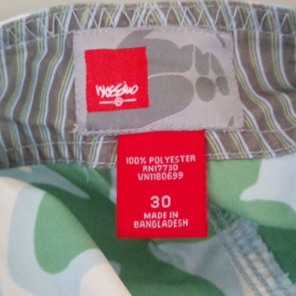 Like New Mens Mossimo Bathing Suit - Picture 3 of 5